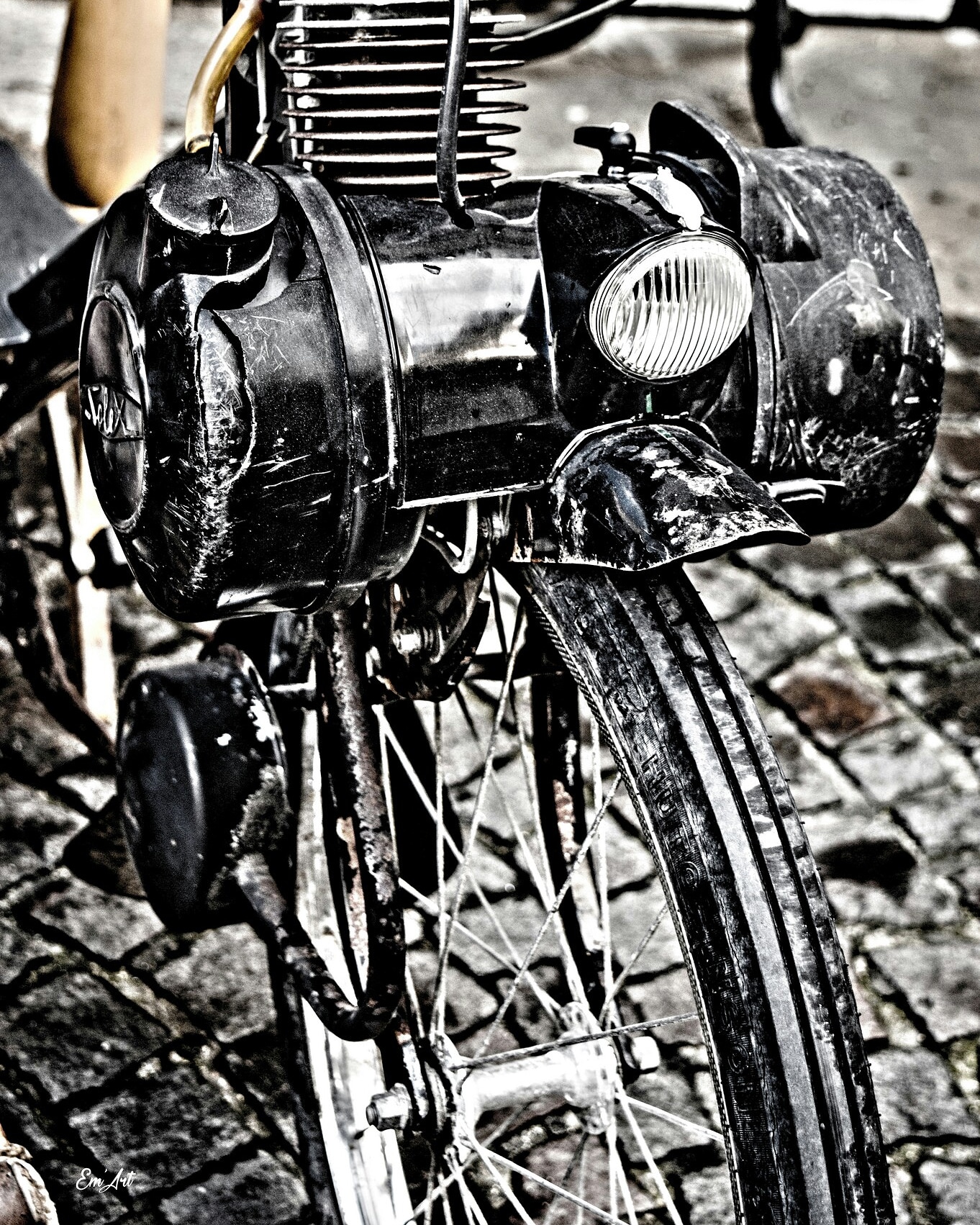 Premier vélo moteur, photographie par Em'Art
